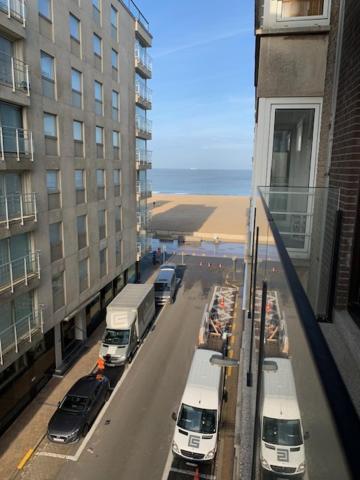 Exclusief Appartement In Hartje Zoute, Zonnig Terras Met Zeezicht كنوك هايست المظهر الخارجي الصورة